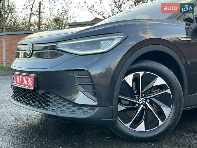 Серый Фольксваген ID.4, объемом двигателя 0 л и пробегом 127 тыс. км за 24599 $, фото 10 на Automoto.ua