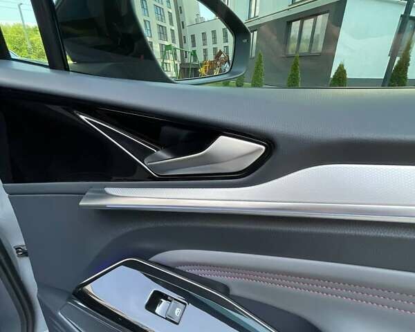 Серый Фольксваген ID.4, объемом двигателя 0 л и пробегом 65 тыс. км за 26800 $, фото 32 на Automoto.ua