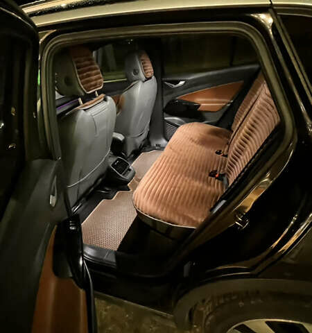 Серый Фольксваген ID.4, объемом двигателя 0 л и пробегом 44 тыс. км за 28000 $, фото 3 на Automoto.ua