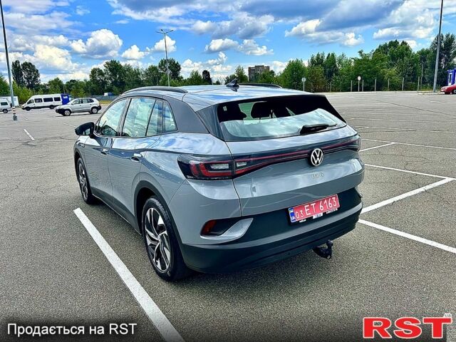 Серый Фольксваген ID.4, объемом двигателя 0.15 л и пробегом 141 тыс. км за 20950 $, фото 2 на Automoto.ua