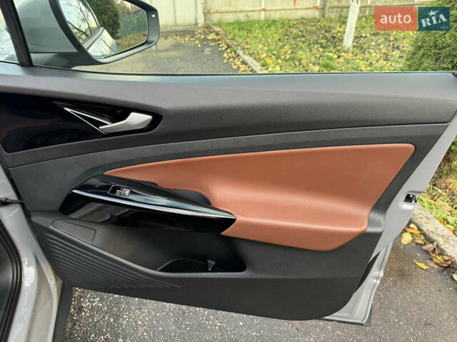 Сірий Фольксваген ID.4, об'ємом двигуна 0 л та пробігом 136 тис. км за 22900 $, фото 29 на Automoto.ua