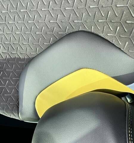 Сірий Фольксваген ID.4, об'ємом двигуна 0 л та пробігом 53 тис. км за 28000 $, фото 30 на Automoto.ua