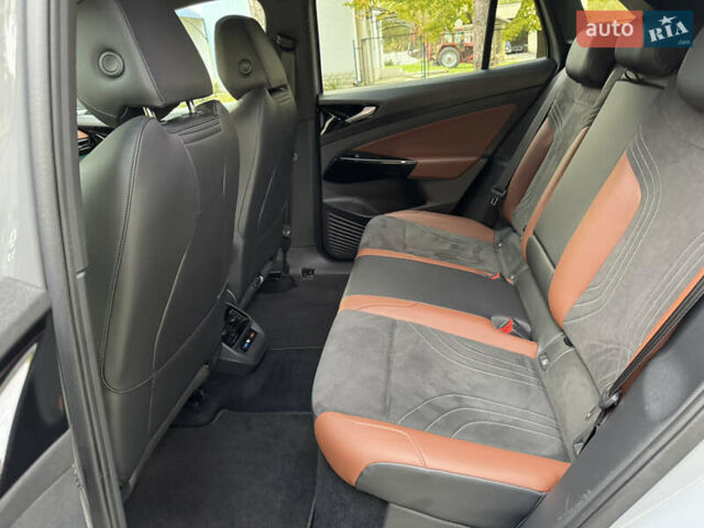 Серый Фольксваген ID.4, объемом двигателя 0 л и пробегом 136 тыс. км за 21000 $, фото 80 на Automoto.ua