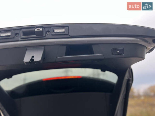 Серый Фольксваген ID.4, объемом двигателя 0 л и пробегом 65 тыс. км за 21800 $, фото 16 на Automoto.ua