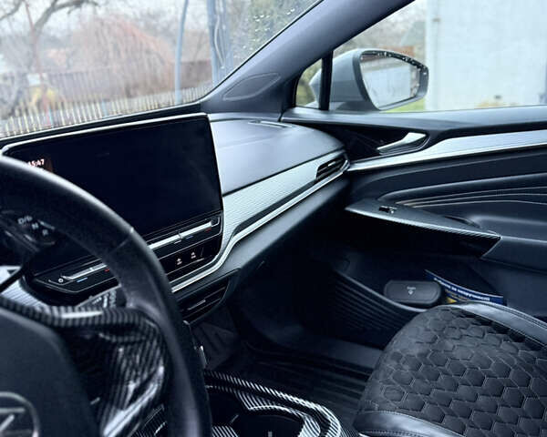 Сірий Фольксваген ID.4, об'ємом двигуна 0 л та пробігом 44 тис. км за 22500 $, фото 10 на Automoto.ua