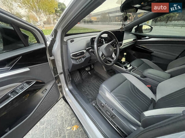 Серый Фольксваген ID.4, объемом двигателя 0 л и пробегом 63 тыс. км за 23300 $, фото 20 на Automoto.ua