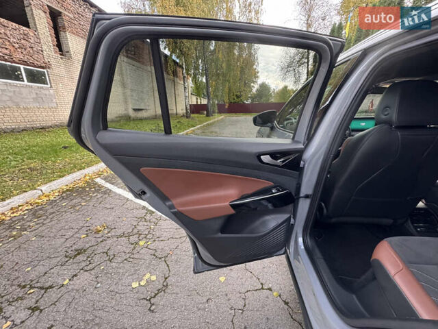 Серый Фольксваген ID.4, объемом двигателя 0 л и пробегом 136 тыс. км за 21000 $, фото 76 на Automoto.ua