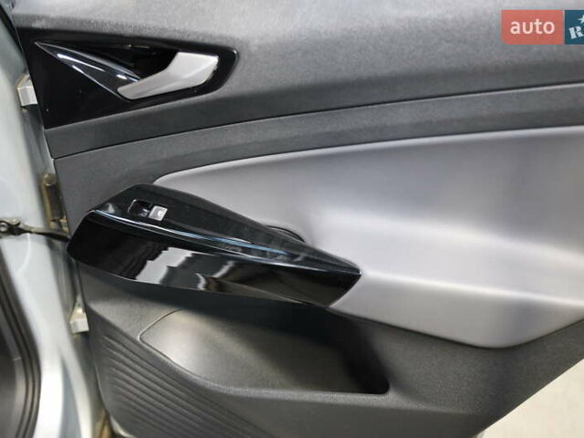 Серый Фольксваген ID.4, объемом двигателя 0 л и пробегом 34 тыс. км за 21300 $, фото 33 на Automoto.ua