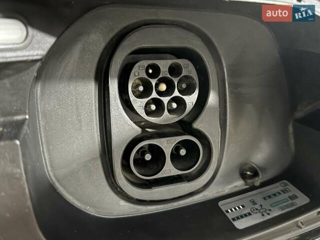 Серый Фольксваген ID.4, объемом двигателя 0 л и пробегом 180 тыс. км за 21300 $, фото 27 на Automoto.ua