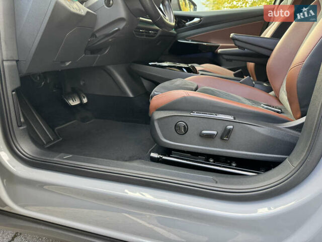 Серый Фольксваген ID.4, объемом двигателя 0 л и пробегом 136 тыс. км за 21000 $, фото 41 на Automoto.ua