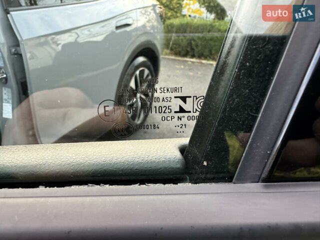 Сірий Фольксваген ID.4, об'ємом двигуна 0 л та пробігом 136 тис. км за 22900 $, фото 65 на Automoto.ua