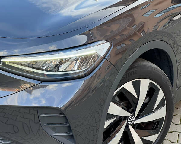 Серый Фольксваген ID.4, объемом двигателя 0 л и пробегом 100 тыс. км за 23800 $, фото 10 на Automoto.ua