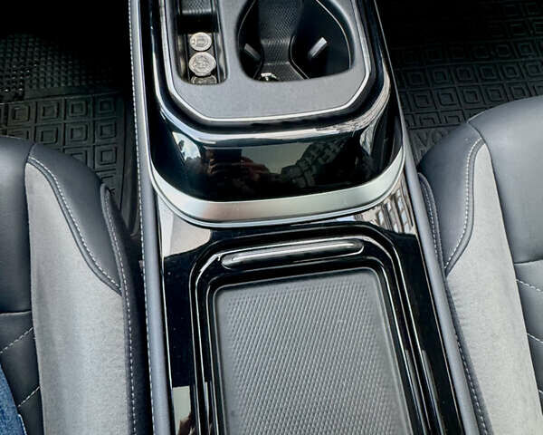 Серый Фольксваген ID.4, объемом двигателя 0 л и пробегом 64 тыс. км за 23500 $, фото 28 на Automoto.ua