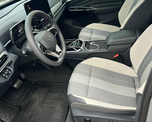 Серый Фольксваген ID.4, объемом двигателя 0 л и пробегом 65 тыс. км за 21800 $, фото 10 на Automoto.ua