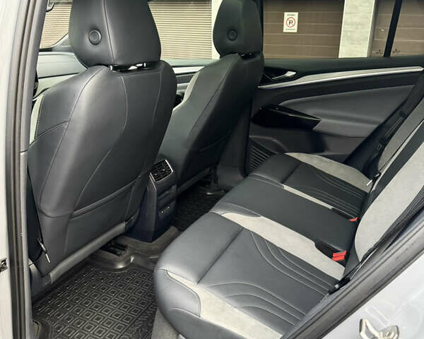 Серый Фольксваген ID.4, объемом двигателя 0 л и пробегом 64 тыс. км за 23500 $, фото 25 на Automoto.ua