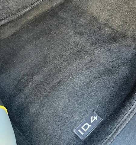 Сірий Фольксваген ID.4, об'ємом двигуна 0 л та пробігом 53 тис. км за 28000 $, фото 27 на Automoto.ua