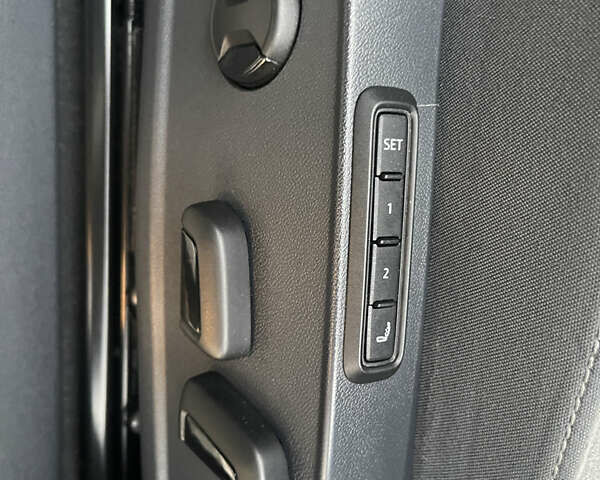 Серый Фольксваген ID.4, объемом двигателя 0 л и пробегом 63 тыс. км за 23300 $, фото 23 на Automoto.ua