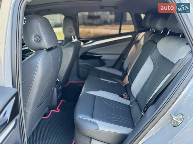 Серый Фольксваген ID.4, объемом двигателя 0 л и пробегом 71 тыс. км за 25500 $, фото 14 на Automoto.ua