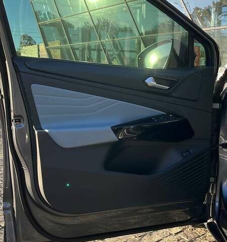 Сірий Фольксваген ID.4, об'ємом двигуна 0 л та пробігом 53 тис. км за 28000 $, фото 14 на Automoto.ua