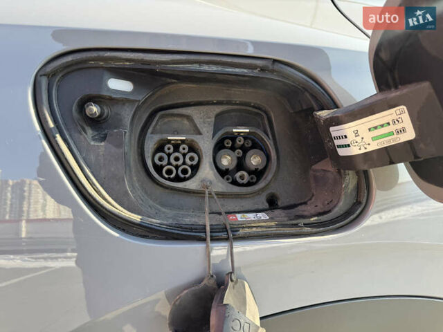 Серый Фольксваген ID.4, объемом двигателя 0 л и пробегом 37 тыс. км за 22000 $, фото 22 на Automoto.ua