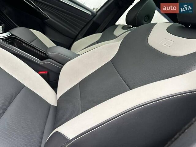 Сірий Фольксваген ID.4, об'ємом двигуна 0 л та пробігом 66 тис. км за 22800 $, фото 21 на Automoto.ua