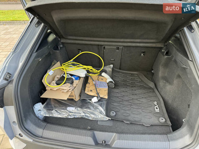 Серый Фольксваген ID.4, объемом двигателя 0 л и пробегом 46 тыс. км за 23000 $, фото 23 на Automoto.ua