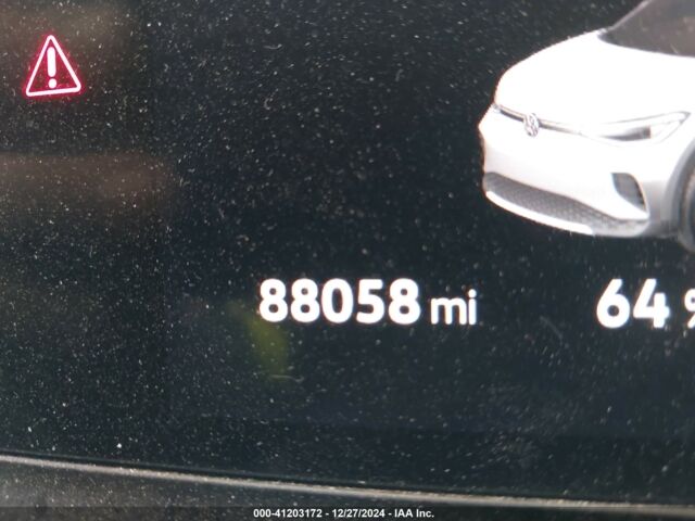 Серый Фольксваген ID.4, объемом двигателя 0 л и пробегом 141 тыс. км за 14300 $, фото 9 на Automoto.ua