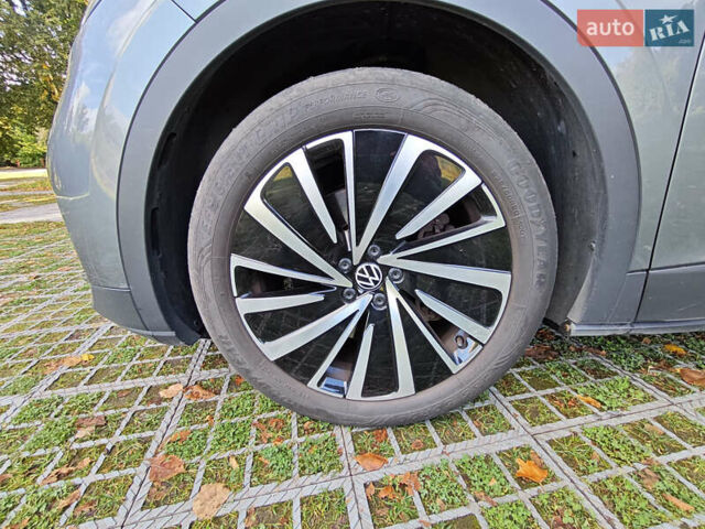 Серый Фольксваген ID.4, объемом двигателя 0 л и пробегом 64 тыс. км за 24000 $, фото 29 на Automoto.ua
