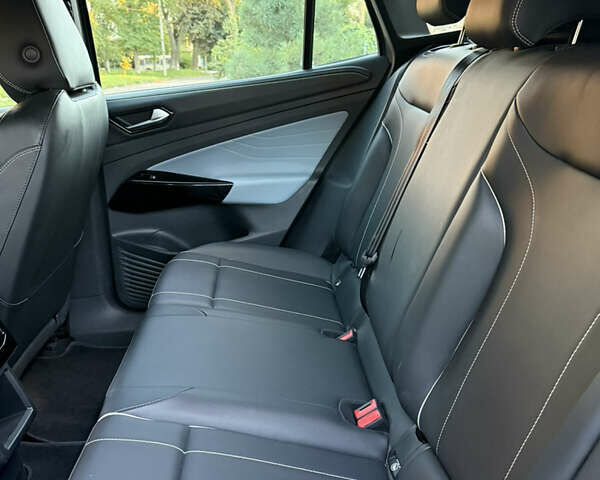 Серый Фольксваген ID.4, объемом двигателя 0 л и пробегом 40 тыс. км за 24500 $, фото 12 на Automoto.ua