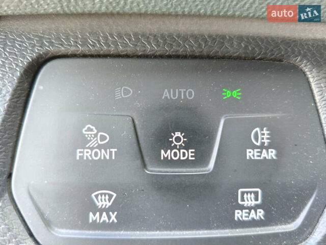 Серый Фольксваген ID.4, объемом двигателя 0 л и пробегом 64 тыс. км за 24000 $, фото 31 на Automoto.ua