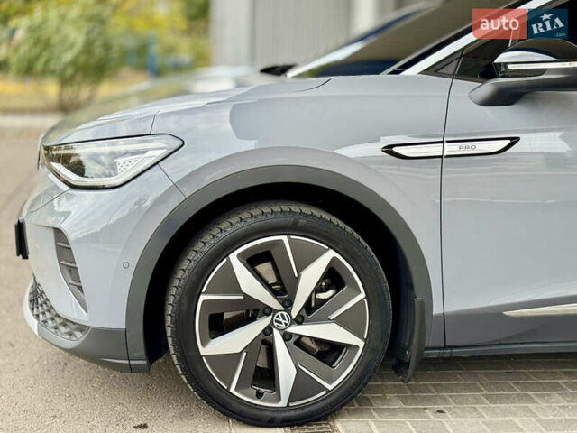 Серый Фольксваген ID.4, объемом двигателя 0 л и пробегом 88 тыс. км за 24300 $, фото 4 на Automoto.ua