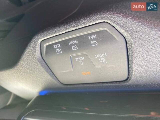 Серый Фольксваген ID.4, объемом двигателя 0 л и пробегом 31 тыс. км за 30490 $, фото 22 на Automoto.ua