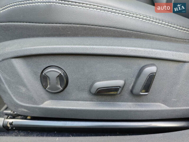 Серый Фольксваген ID.4, объемом двигателя 0 л и пробегом 64 тыс. км за 24000 $, фото 10 на Automoto.ua