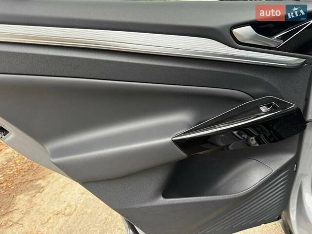 Сірий Фольксваген ID.4, об'ємом двигуна 0 л та пробігом 66 тис. км за 22800 $, фото 27 на Automoto.ua