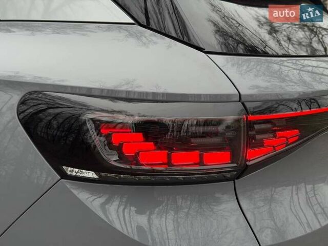 Сірий Фольксваген ID.4, об'ємом двигуна 0 л та пробігом 77 тис. км за 22350 $, фото 15 на Automoto.ua