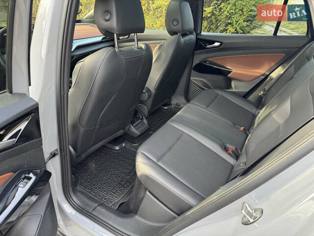 Серый Фольксваген ID.4, объемом двигателя 0 л и пробегом 46 тыс. км за 23000 $, фото 22 на Automoto.ua