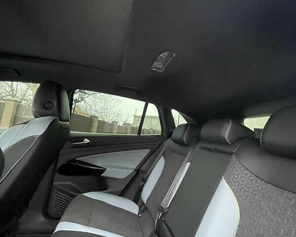 Серый Фольксваген ID.4, объемом двигателя 0 л и пробегом 40 тыс. км за 29000 $, фото 30 на Automoto.ua