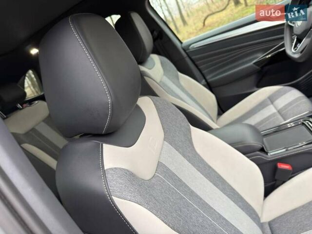 Сірий Фольксваген ID.4, об'ємом двигуна 0 л та пробігом 77 тис. км за 22350 $, фото 38 на Automoto.ua