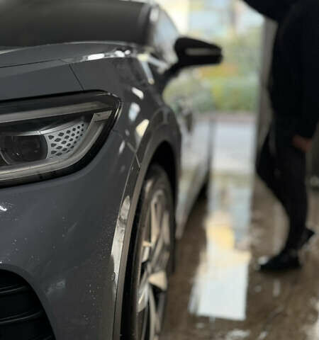 Серый Фольксваген ID.4, объемом двигателя 0 л и пробегом 69 тыс. км за 23500 $, фото 3 на Automoto.ua