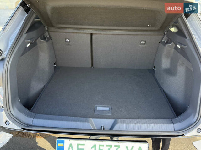 Сірий Фольксваген ID.4, об'ємом двигуна 0 л та пробігом 25 тис. км за 27300 $, фото 15 на Automoto.ua