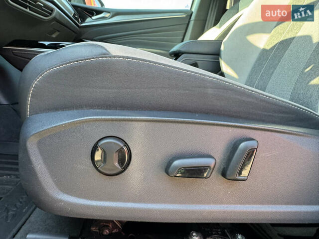 Серый Фольксваген ID.4, объемом двигателя 0 л и пробегом 37 тыс. км за 22000 $, фото 28 на Automoto.ua