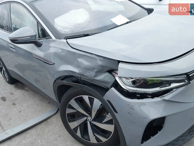 Серый Фольксваген ID.4, объемом двигателя 0 л и пробегом 97 тыс. км за 19500 $, фото 2 на Automoto.ua