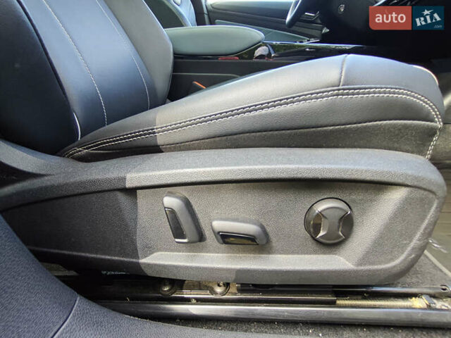 Серый Фольксваген ID.4, объемом двигателя 0 л и пробегом 64 тыс. км за 24000 $, фото 17 на Automoto.ua