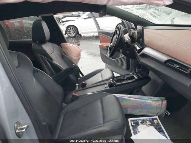 Серый Фольксваген ID.4, объемом двигателя 0 л и пробегом 141 тыс. км за 14300 $, фото 6 на Automoto.ua