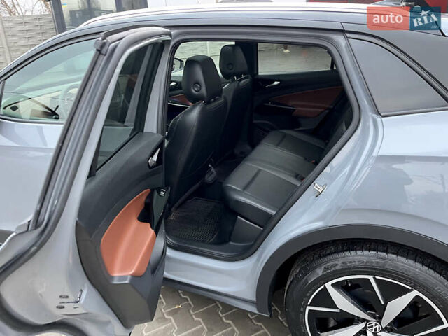 Сірий Фольксваген ID.4, об'ємом двигуна 0 л та пробігом 33 тис. км за 23200 $, фото 27 на Automoto.ua