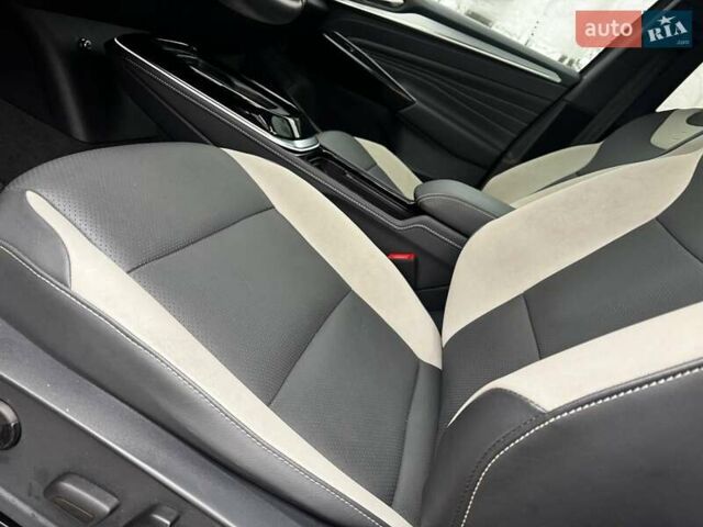 Сірий Фольксваген ID.4, об'ємом двигуна 0 л та пробігом 66 тис. км за 22800 $, фото 18 на Automoto.ua