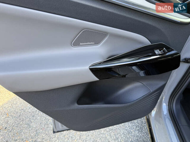 Сірий Фольксваген ID.4, об'ємом двигуна 0 л та пробігом 25 тис. км за 27300 $, фото 26 на Automoto.ua