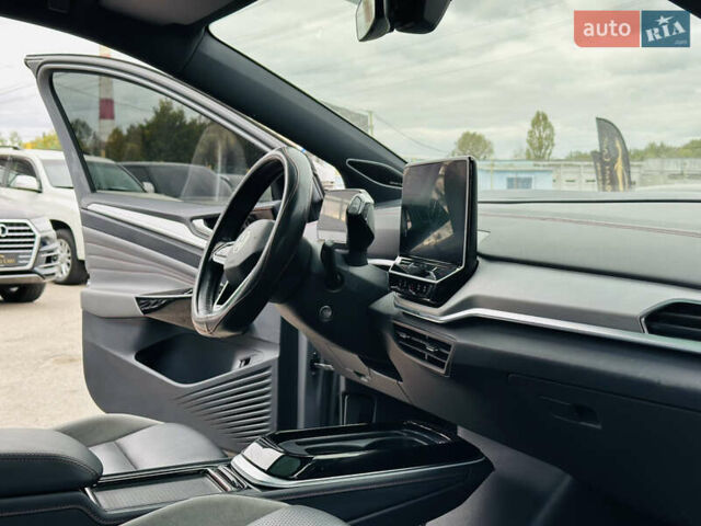 Серый Фольксваген ID.4, объемом двигателя 0 л и пробегом 74 тыс. км за 28000 $, фото 25 на Automoto.ua