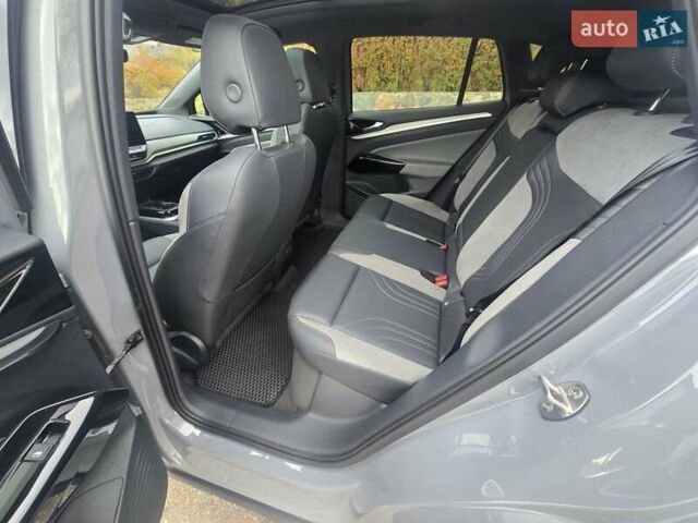 Сірий Фольксваген ID.4, об'ємом двигуна 0 л та пробігом 22 тис. км за 26500 $, фото 8 на Automoto.ua