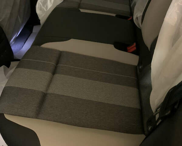 Серый Фольксваген ID.4, объемом двигателя 0 л и пробегом 67 тыс. км за 23500 $, фото 4 на Automoto.ua